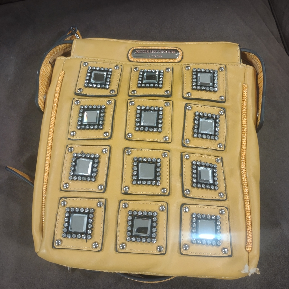 Nicole Lee crossbody bag in yellow